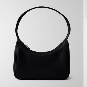 ARITZIA MAIN CHARACTER GOLDIE BAG